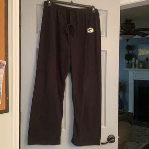 Green Bay Packer sweatpants.